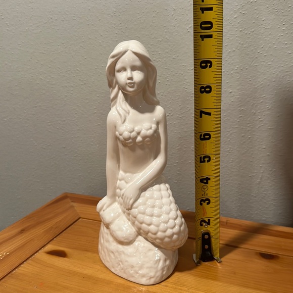 White Ceramic Mermaid Statue - Picture 8 of 11